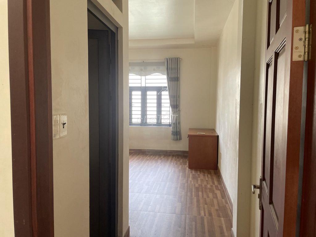 Bán nhà Đặng Thùy Trâm, 4*20m, Trệt, 2 Lầu, ST, gần ĐH Văn Lang CS3