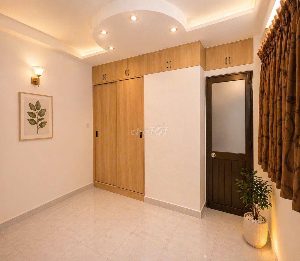 CHO THUÊ NHÀ 502/12 NGUYỄN ĐÌNH CHIỂU Q3 - 4PN, 22TR