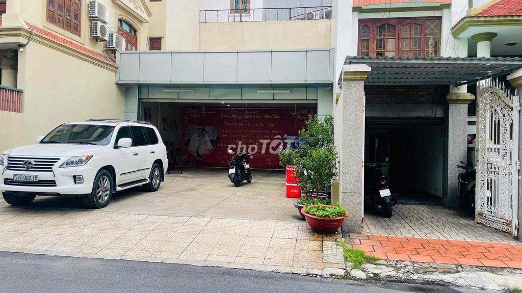 CHO THUÊ NHÀ 3/15 PHỔ QUANG QUẬN TÂN BÌNH - HẦM, 5PN, 33TR