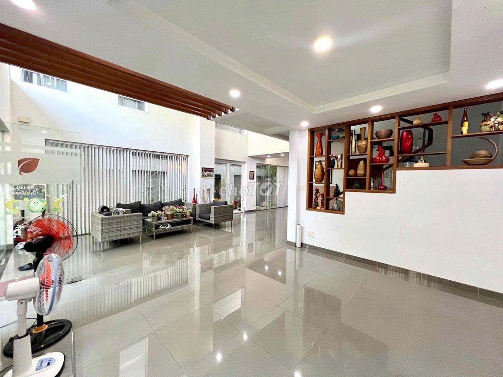CHO THUÊ BIỆT THỰ 20 HIỆP BÌNH, THỦ ĐỨC - 8PN, GIÁ 35TR