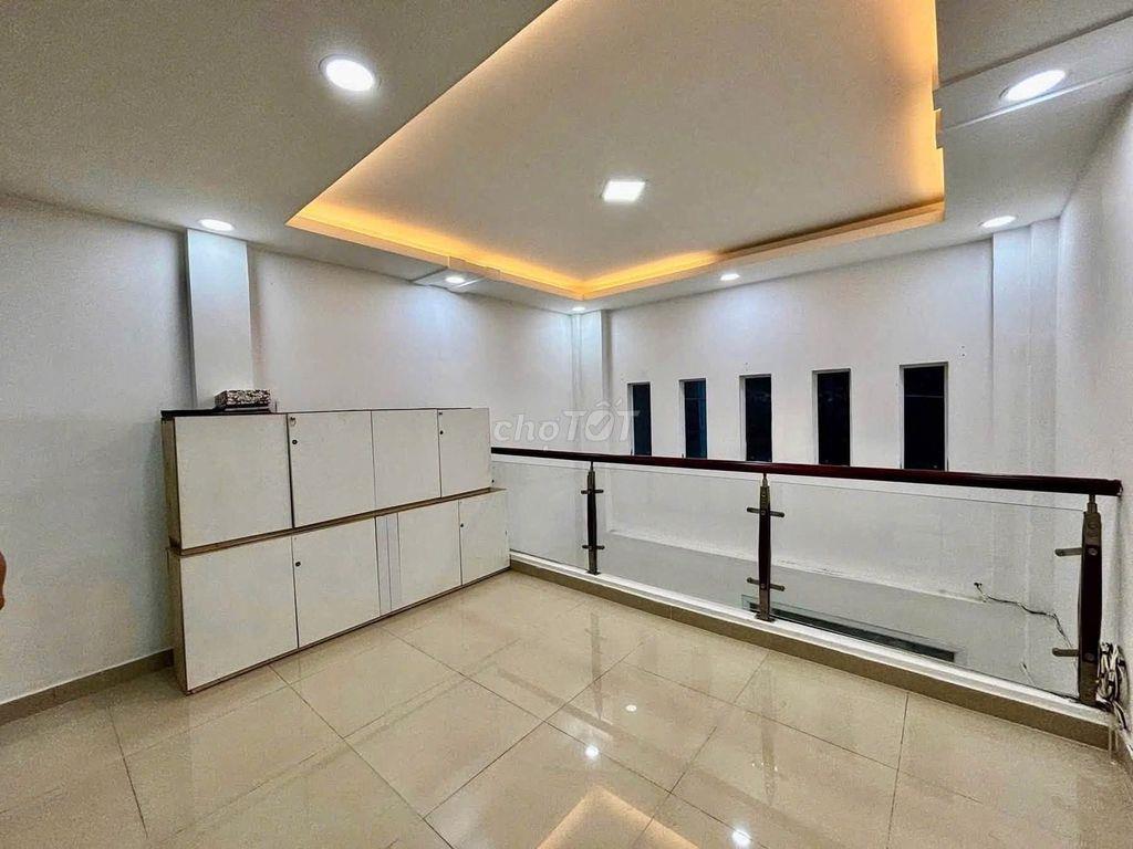 CHO THUÊ HXH TRẦN KHẮC CHÂN Q1 - 4 TẦNG, 2PN, ST, GIÁ 22TR