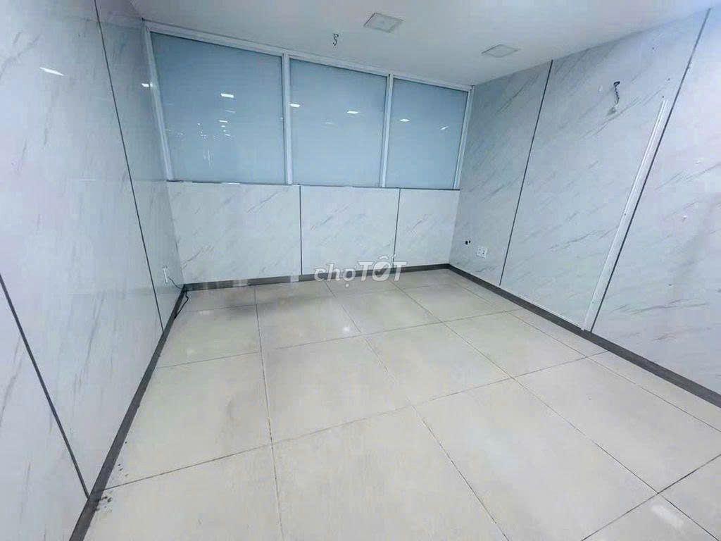 CHO THUÊ NHÀ HXT 55/27 LÊ THỊ HỒNG GẤM, Q1 – 7PN, 7WC, 69TR