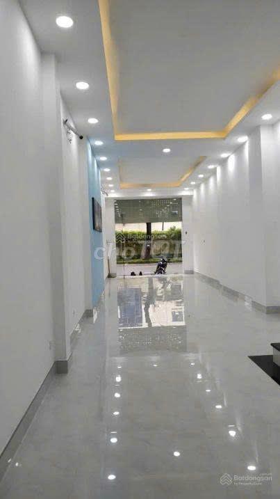 CHO THUÊ NHÀ MẶT TIỀN 199A VÕ THỊ SÁU, Q3 – 3 TẦNG, 4PN, 30TR