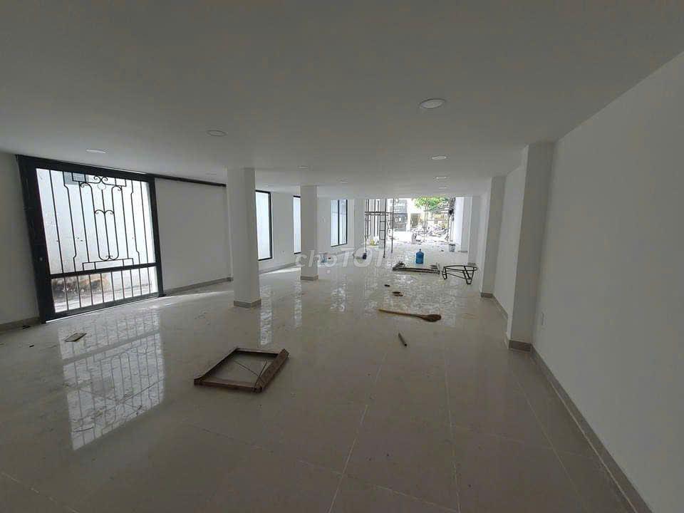 CHO THUÊ NHÀ 2 MẶT TIỀN 530 LÊ VĂN SỸ, Q3 – NỞ HẬU 6M, 4 TẦNG, 75TR