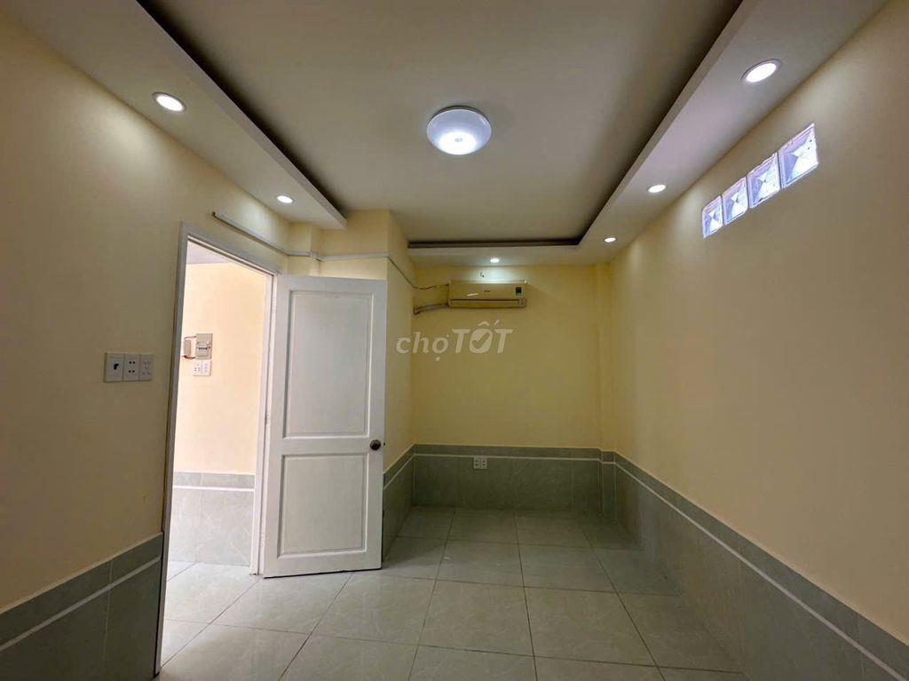 CHO THUÊ NHÀ 148/9 BÙI VIỆN, Q1 – 3 TẦNG, 4 PHÒNG, GIÁ 34TR