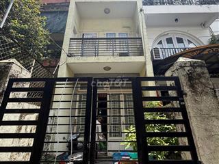 CHO THUÊ NHÀ 139/5 NGUYỄN CƯ TRINH, Q1 – 7X22M, 5PN, GIÁ 75TR