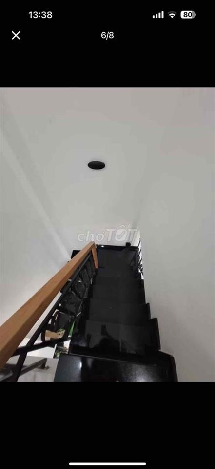 NNC 1 trệt 1 lầu 1 PN 2wc có nội thất Nơ Trang Long