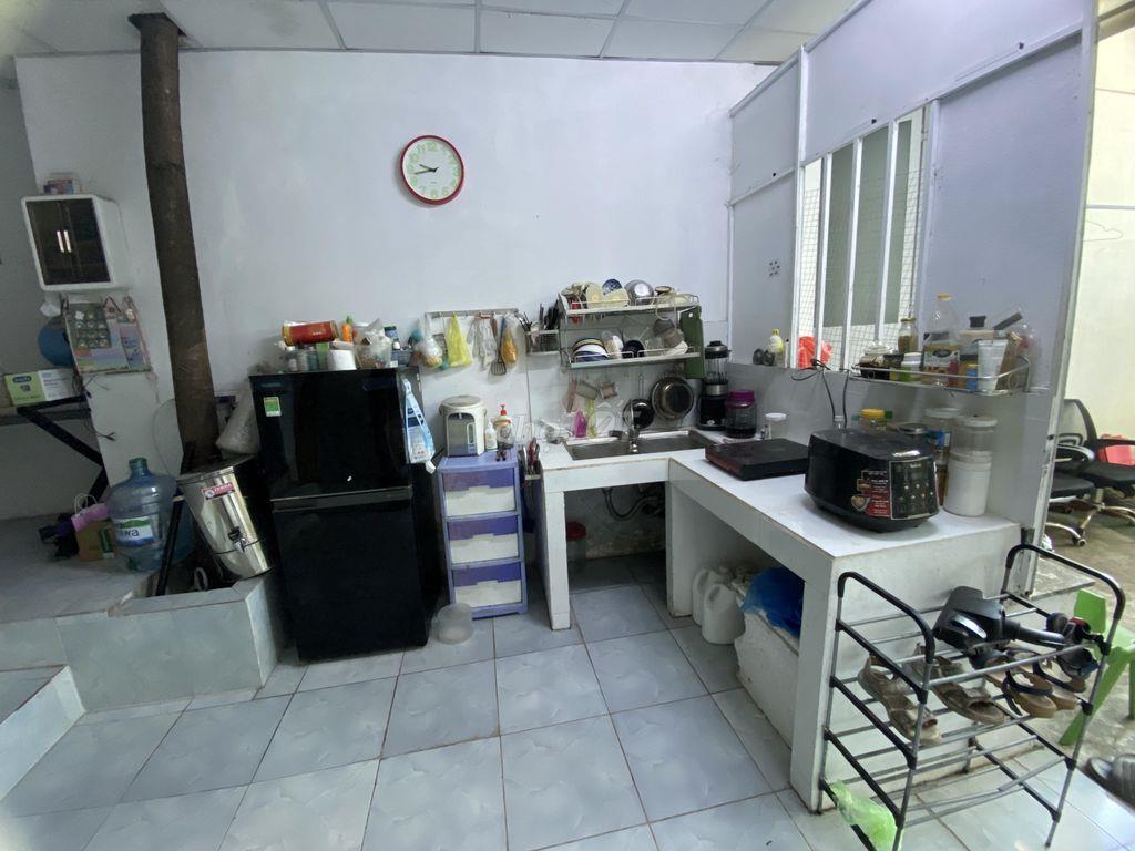 Cho thuê nhà nguyên căn 3 phòng ngủ đường Bình Quới giá 6tr