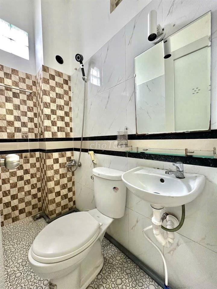 GẦN ĐH VĂN LANG - HUTECH - UEF - HỌC VIỆN HÀNG KHÔNG | DUPLEX TÁCH BẾP