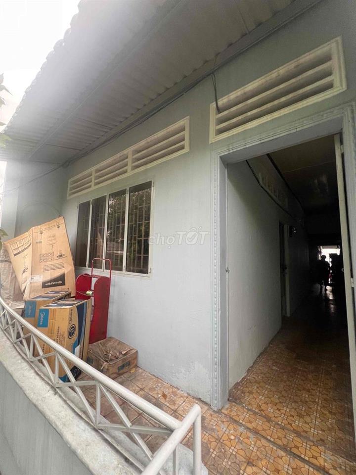 Cho thuê nhà tầng 1 p26 bình Thạnh