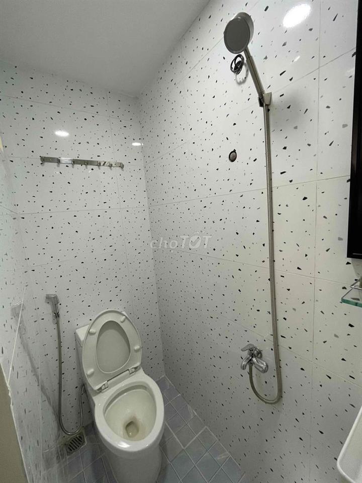 Cho thuê nhà nguyên căn mặt tiền Trần Văn Kỷ