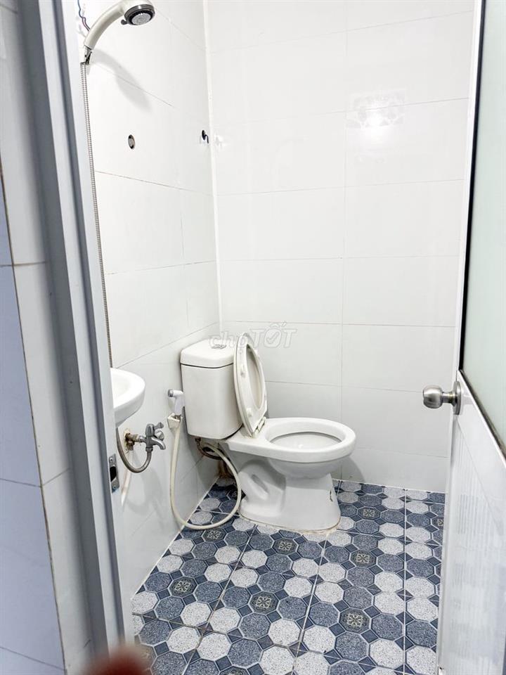 CHO THUÊ NHÀ ĐẸP, MỚI TINH TẠI XÔ VIẾT NGHỆ TĨNH BÌNH THẠNH - 10Tr