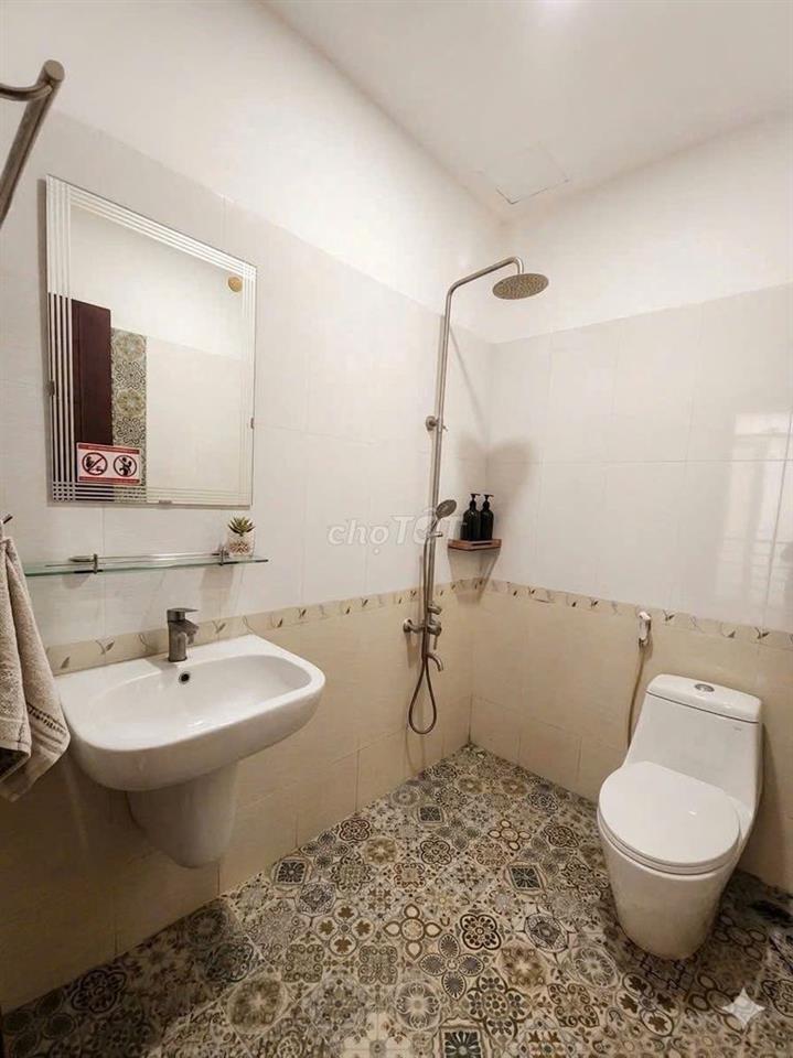 Cho Thuê Nhà Đường Nguyễn Trãi, Quận 1 ( Cho Làm Homestay / CHDV )