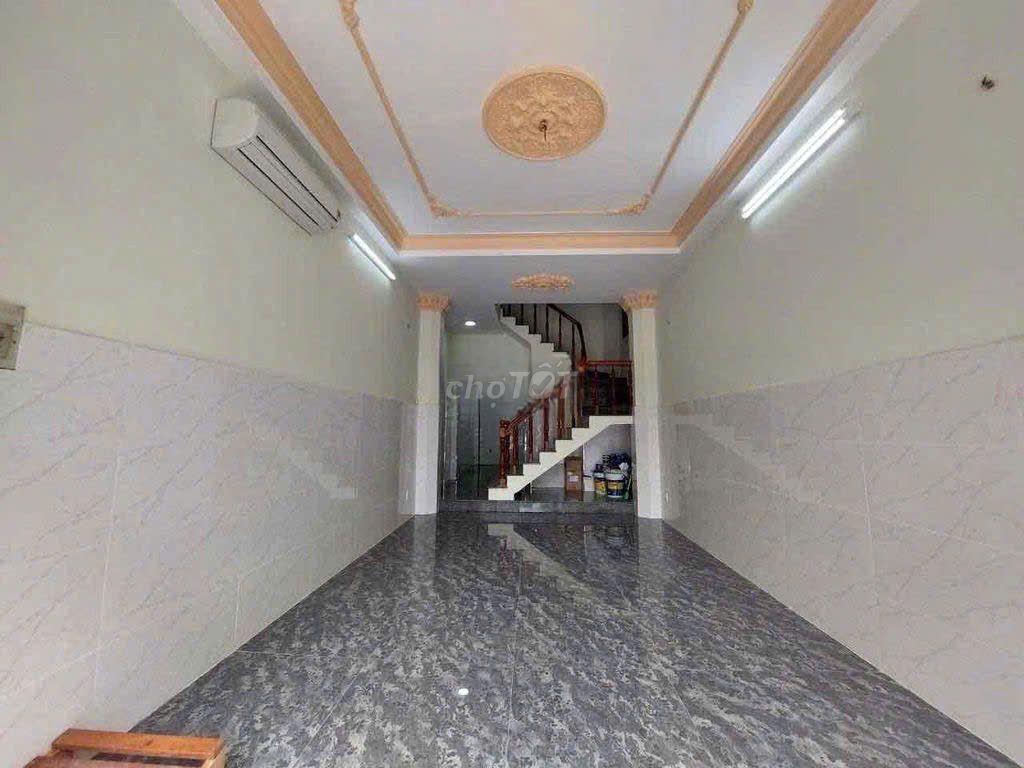 Cho Thuê Nhà Đường Tô Hiến Thành, Quận 10 ( 5PN, 4WC )