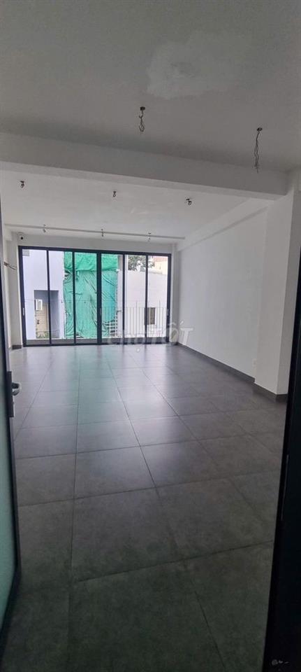 Cho Thuê Nhà Đường 3/2, Quận 10 ( Ngang 5m - Có Thang Máy - Nhà Rộng )