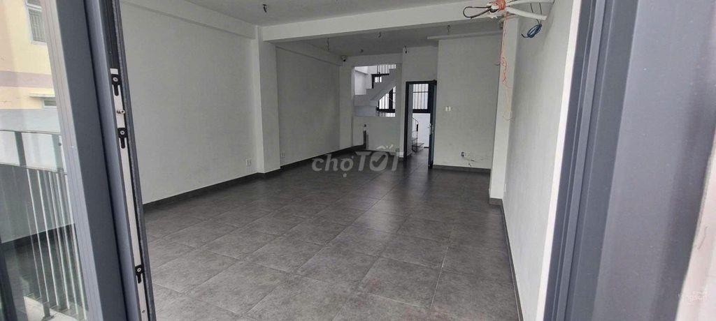 Cho Thuê Nhà Đường 3/2, Quận 10 ( Ngang 5m - Có Thang Máy - Nhà Rộng )