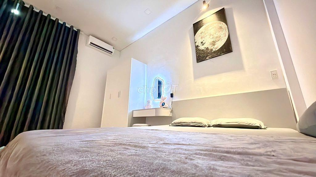 Cho Thuê Căn Hộ 1PN, Có Sân Trước, Full NT Cao Cấp Đường Bàu Cát, TB