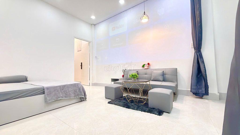Cho Thuê Căn Hộ 1PN, Có Sân Trước, Full NT Cao Cấp Đường Bàu Cát, TB