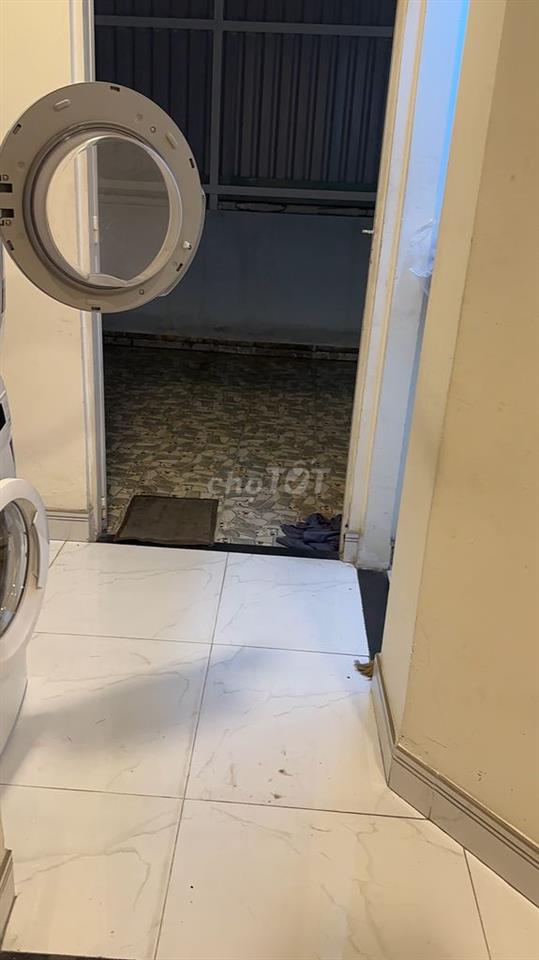 Cho thuê nhà phố hẻm xe hơi 4 lầu 