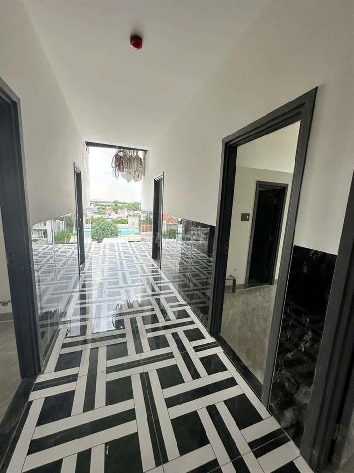 66 chdv có hầm thang máy mới xây