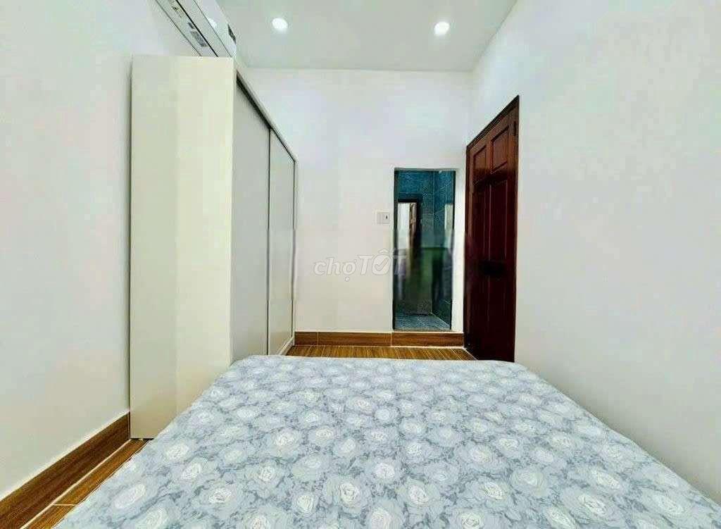 Nguyên căn 4PN 5WC