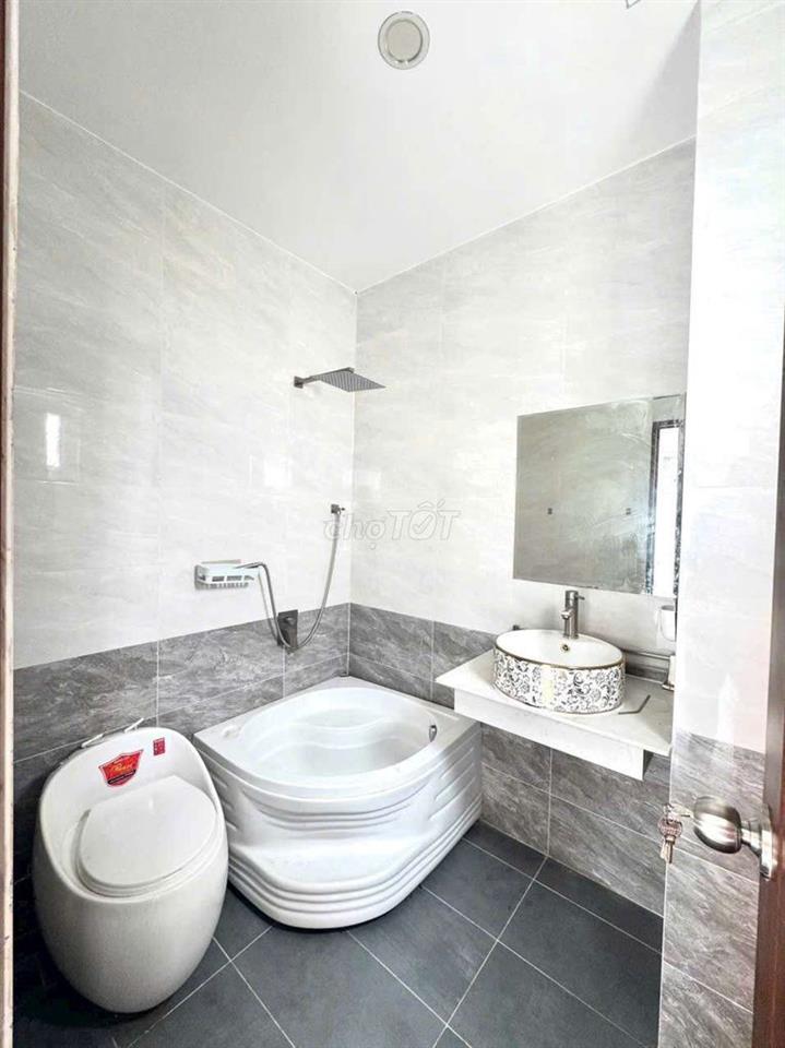 CHO THUÊ NGUYÊN CĂN  NGUYỄN VĂN ĐẬU – 3PN  CÓ MÁY LẠNH