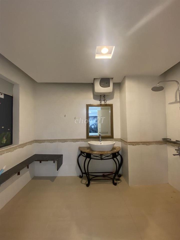 VĂN PHÒNG 55M2 NGAY CHU VĂN AN PHÙ HỢP CT THIẾT KẾ, KIẾN TRÚC, IT...