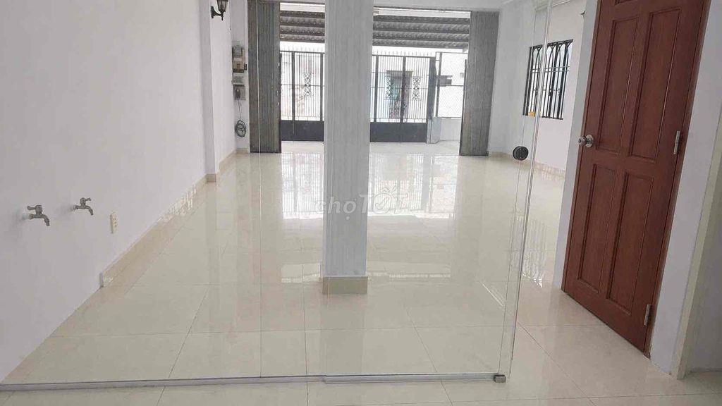 CHO THUÊ MẶT BẰNG NHÀ KD THÍCH QUẢNG ĐỨC - PHÚ NHUẬN / HẺM XE TẢI