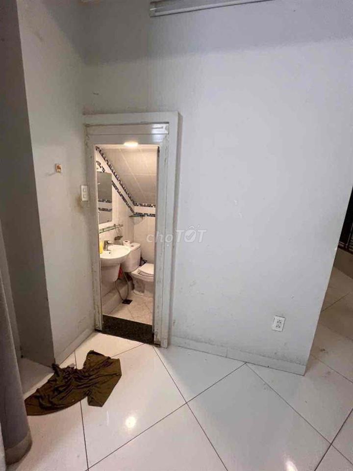 🏠🏠CHÍNH CHỦ CHO THUÊ MẶT BẰNG LÝ TỰ  TRỌNG QUẬN 1 – 2 MẶT TIỀN