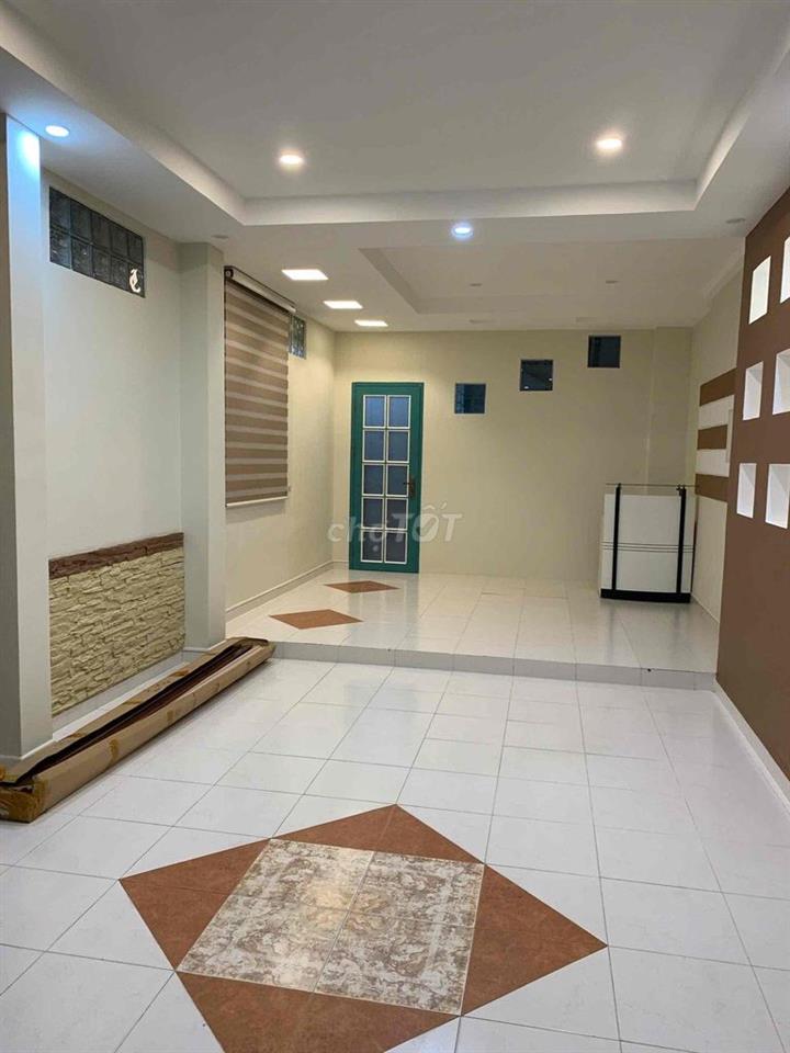CHO THUÊ MẶT BẰNG GÓC 2 MẶT TIỀN TRẦN HỮU TRANG - QUẬN PHÚ NHUẬN