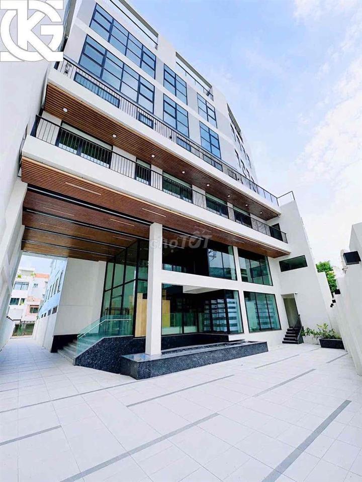 TOÀ NHÀ MỚI XÂY [ SÂN RỘNG - 2MT TRƯỚC SAU ] QUẬN BÌNH THẠNH !!!