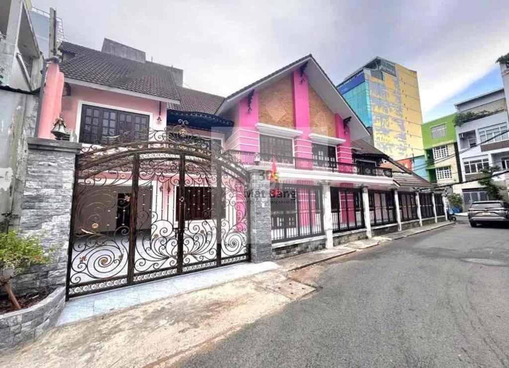 BIỆT THỰ GÓC 2MT NGUYỄN ĐÌNH CHÍNH - NGAY TRUNG TÂM QUẬN PHÚ NHUẬN