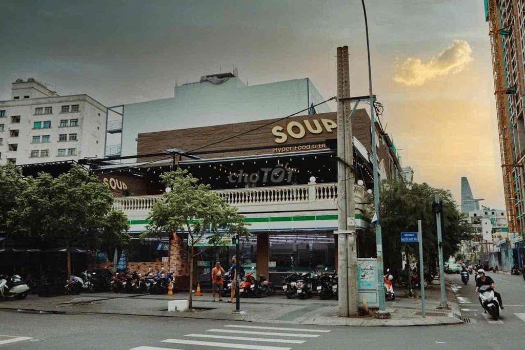 CHO THUÊ MẶT BẰNG 500m2 GÓC 2 MẶT TIỀN ĐƯỜNG CÔ BẮC - TRUNG TÂM QUẬN 1