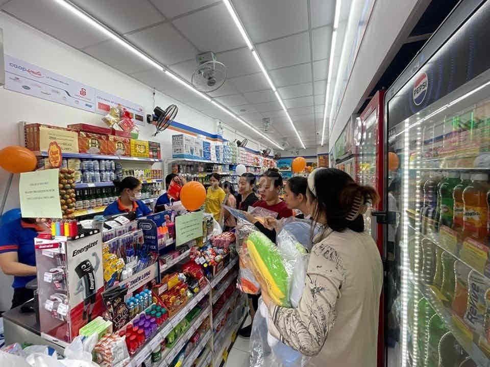 MB CHÂN ĐẾ KHÁCH SẠN !! NGAY CHỢ BẾN THÀNH - QUẬN 1 !!!