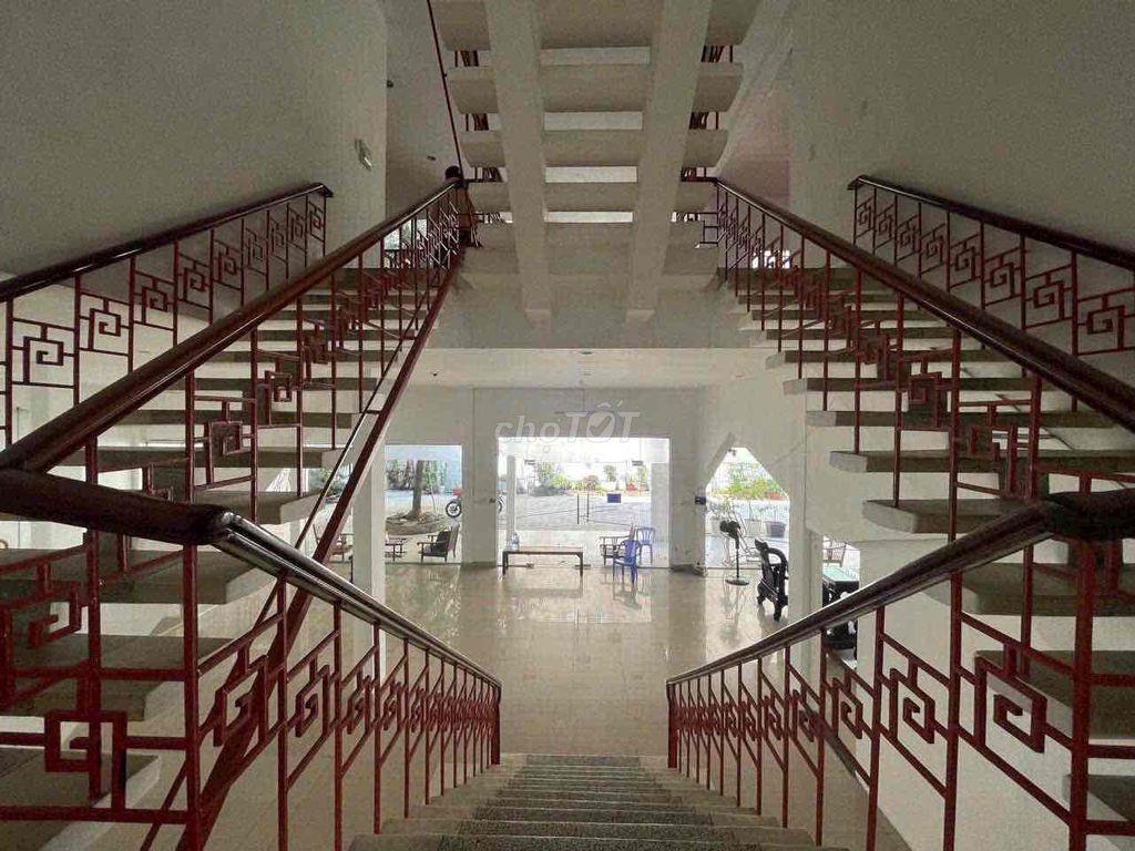 BIỆT THỰ SIÊU RỘNG 700m2 | MẶT TIỀN ĐƯỜNG TẢN VIÊN | QUẬN TÂN BÌNH