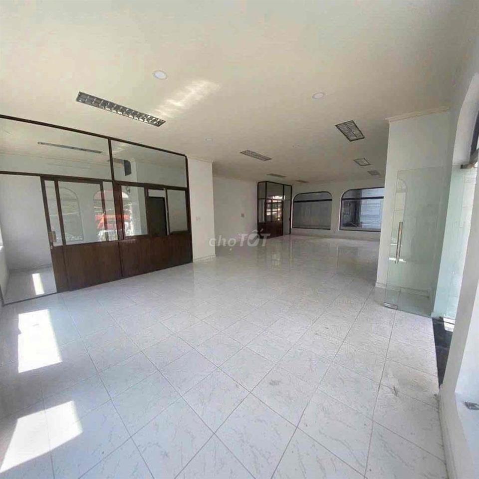 SHOPHOUSE - MẶT TIỀN UNG VĂN KHIÊM - TÂN CẢNG - 110m2 - Bình Thạnh!!