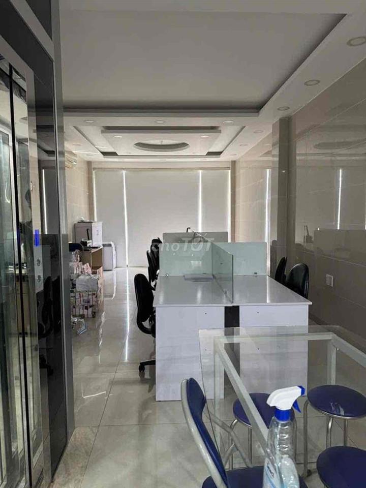 TOÀ NHÀ CÓ THANG MÁY !! MỚI XÂY NGUYỄN GIA TRÍ - Bình Thạnh