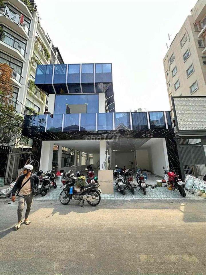 NGANG 10M [ MẶT TIỀN THẠCH THỊ THANH ] TÂN ĐỊNH - QUẬN 1 !!