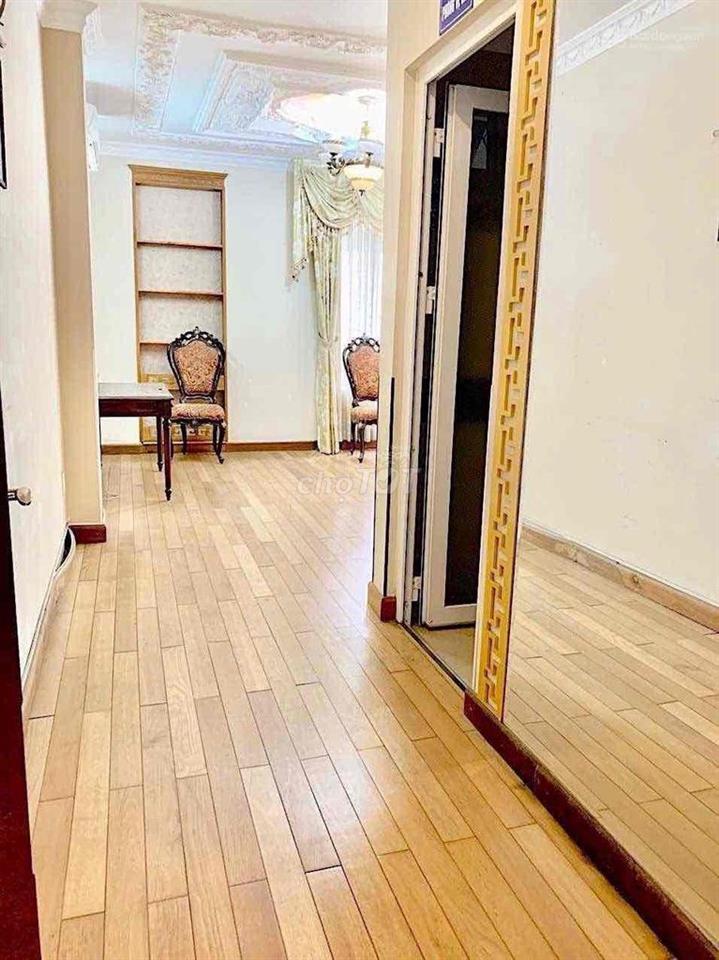 TOÀ NHÀ PHONG CÁCH CHÂU ÂU !! GIÁ RẺ, MẶT TIỀN NGUYỄN VĂN ĐẬU - QBT !!