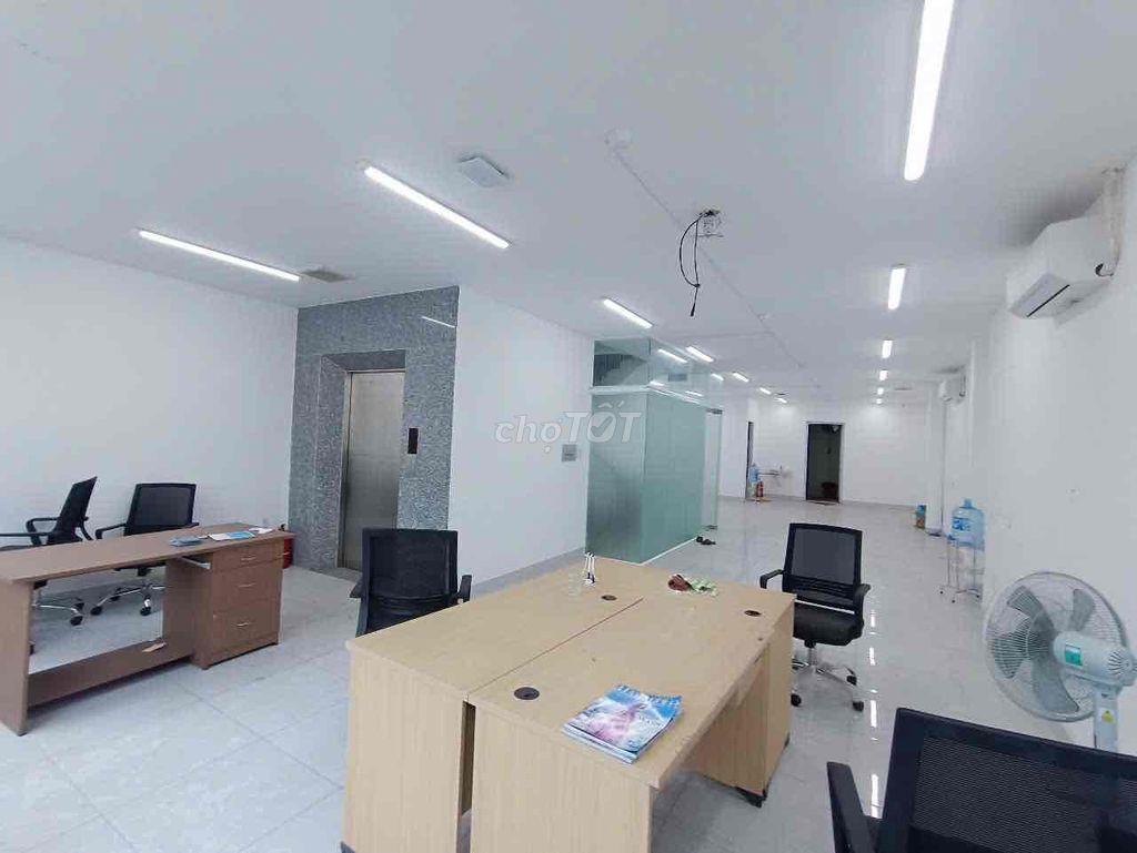 CHO THUÊ TOÀ NHÀ VEW KÍNH NGUYỄN GIA TRÍ DTSD 500m2