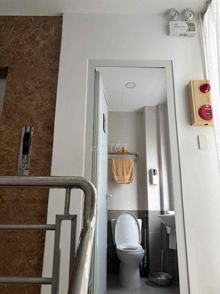 CHO THUÊ NHÀ MẶT TIỀN ĐỀ THÁM QUẬN DT GẦN 600m2