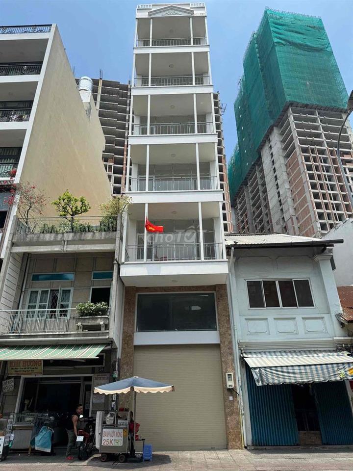 CHO THUÊ NHÀ MẶT TIỀN ĐỀ THÁM QUẬN DT GẦN 600m2