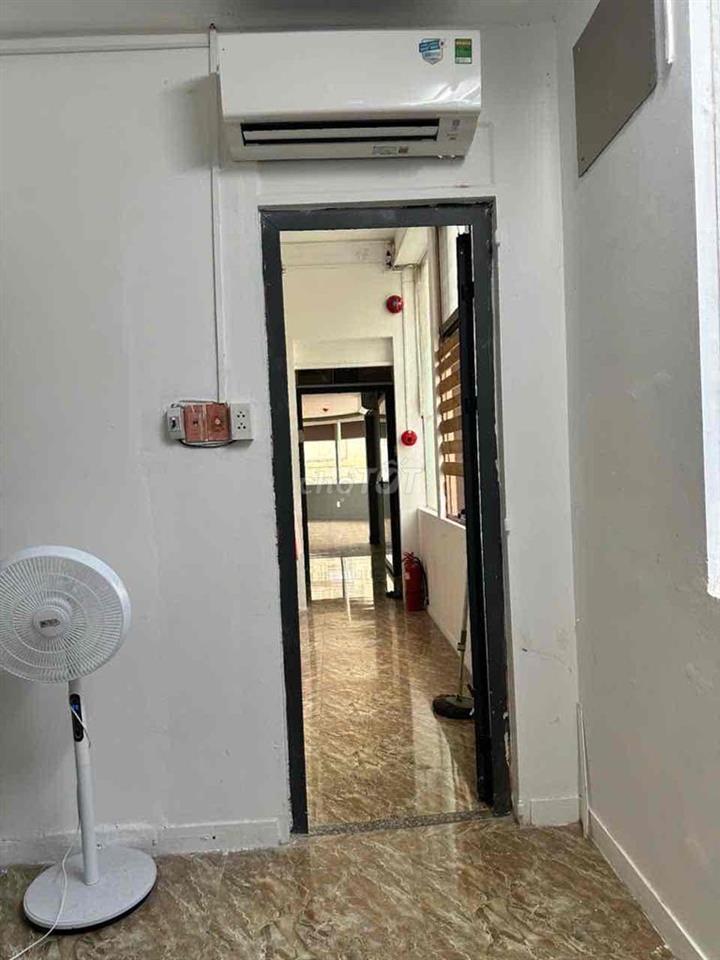 CHO THUÊ KTX GÓC 2MT CỐNG QUỲNH Q1