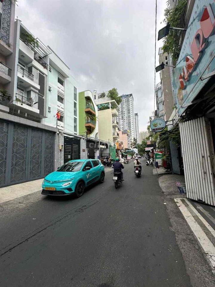 CHO THUÊ TOÀ NHÀ MỚI ĐẸP HXH BA THÁNG HAI Q10
