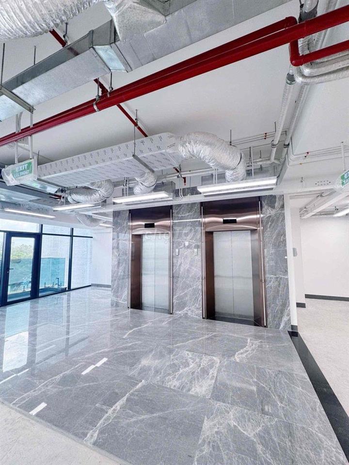 CHO THUÊ TOÀ BUiLDING CMT8 Q3 SIÊU LỚN