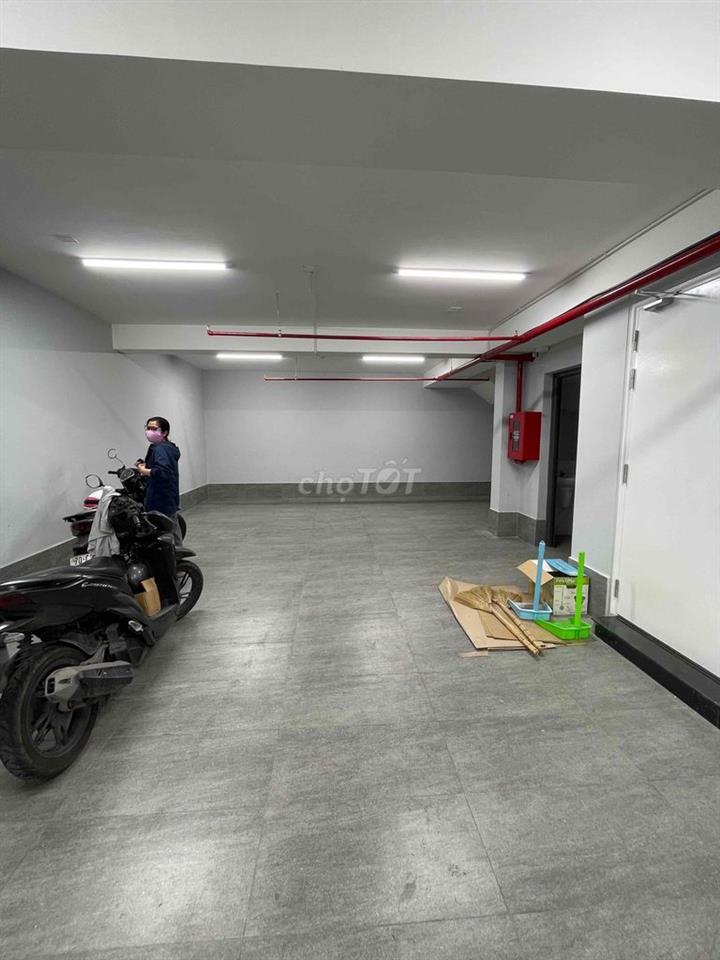 CHO THUÊ TOÀ NHÀ MẶT TIỀN QUẬN 6 DTSD 800m2