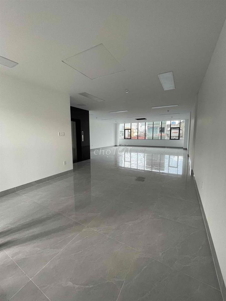 CHO THUÊ TOÀ NHÀ MẶT TIỀN QUẬN 6 DTSD 800m2