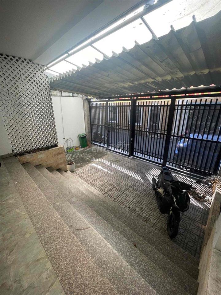 CHO THUÊ TOÀ NHÀ DTSD 700m2 TÂN BÌNH
