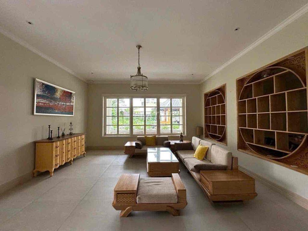 CHO THUÊ BIỆT THỰ SÂN VƯỜN 1000m2 THẢO ĐIỀN QUẬN 2
