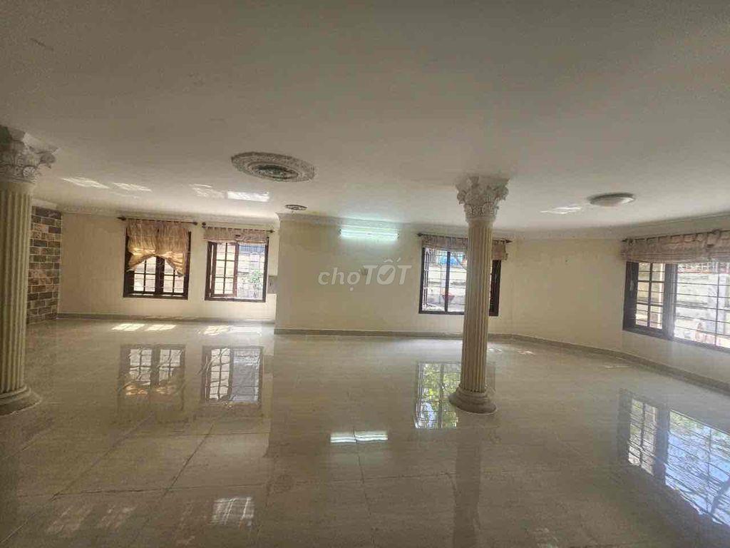 CHO THUÊ BIỆT THỰ THẢO ĐIỀN DTSD 700m2